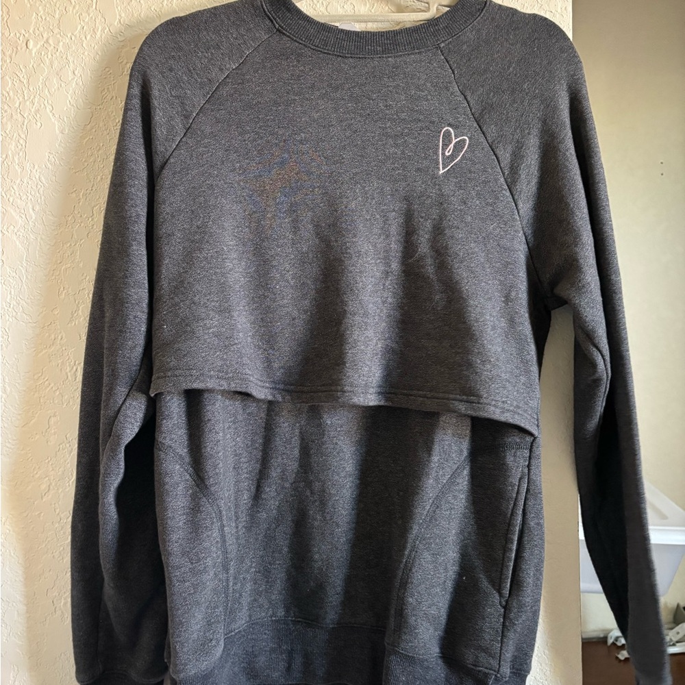 Latched mama nursing Sweatshirt gray with Heart Detail